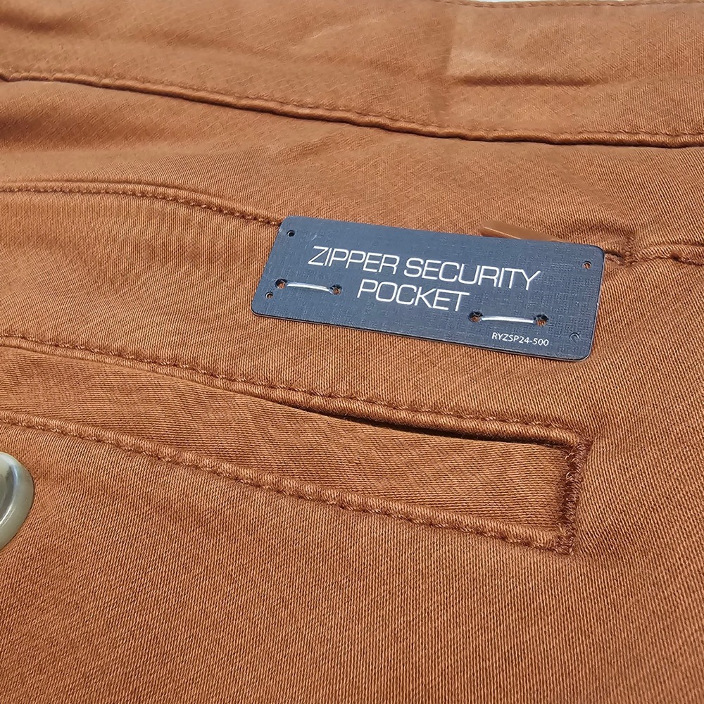 Roundtree Yorke Size 40 Straight Shorts Rust Brown Geo Design 9" inseam NWT L892 - Picture 2 of 6